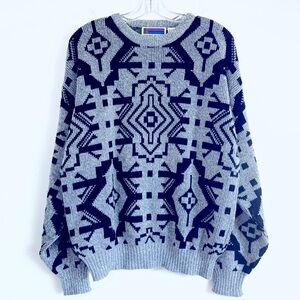 VINTAGE Knit Sweater with Geometric Pattern